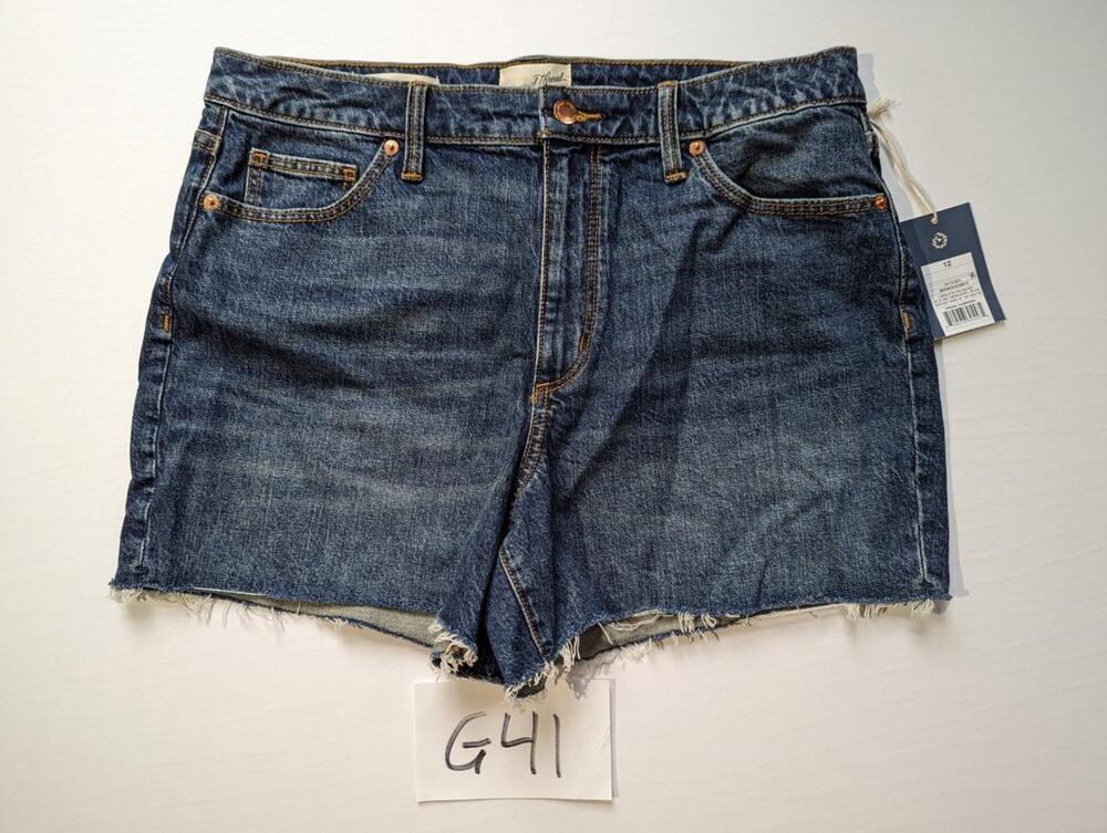 Universal Thread Blue Jean Shorts Size 12 31R Vintage Midi NWT -0223G41